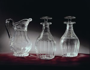 Decantadores y jarra de vidrio cortado, c.1840